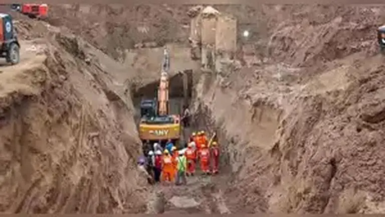 Man stuck in 70-ft-deep pit in Jalandhar taken out after 45 hours A worker who remained stuck in a 70-feet-deep trench for nearly 45 hours in Punjab's Jalandhar district was taken out on Monday afternoon