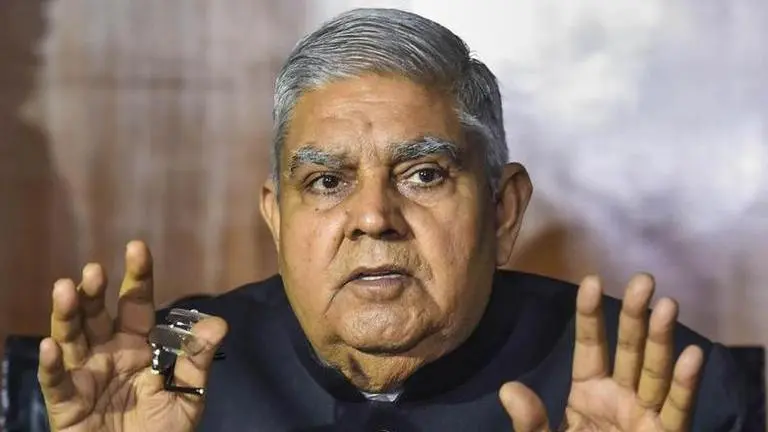 Mamata's officials failing to enforce lockdown be shown the door: Governor