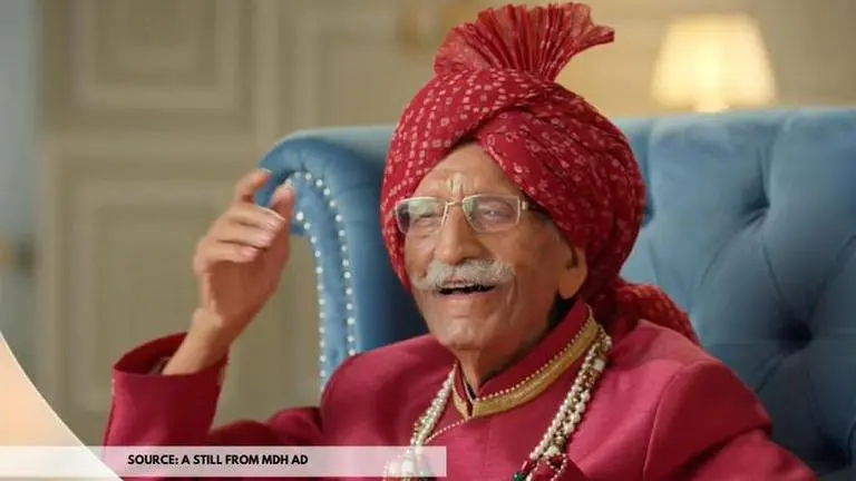 MDH Ad: Here are the stars who have appeared in MDH television commercials mdh ad