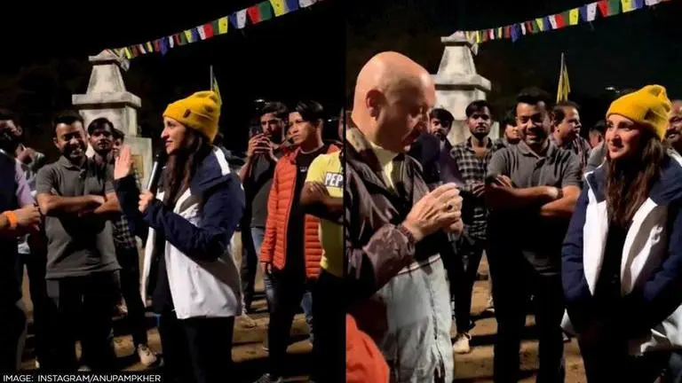 Anupam Kher shares emotional message for 'Uunchai' co-star Parineeti as latter wraps shoot Anupam Kher, Uunchai, Uunchai release date, Parineeti Chopra wraps Uunchai shoot, Sooraj Barjatya