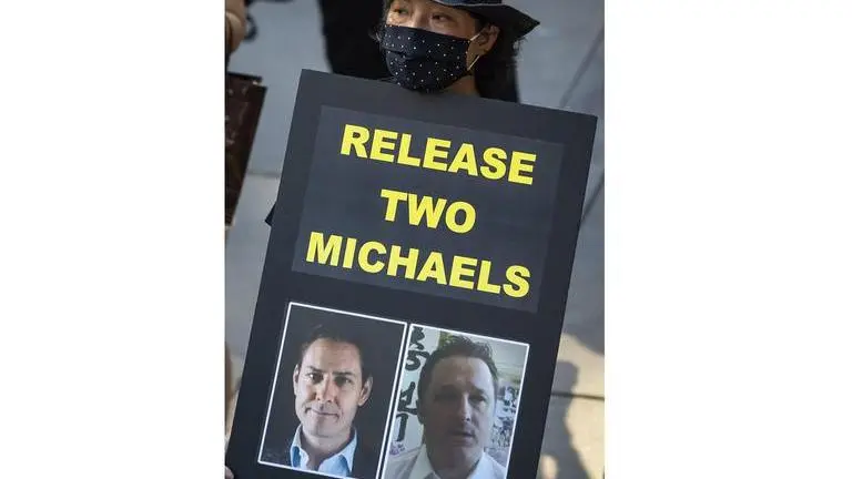 Diplomats contact Canadian held for over 2 years in China