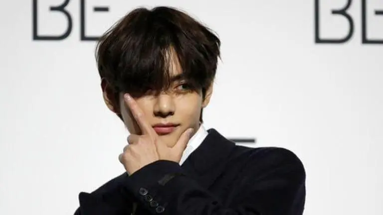 BTS' V recovers from COVID, suggests activities to ARMY to pass time during quarantine BTS