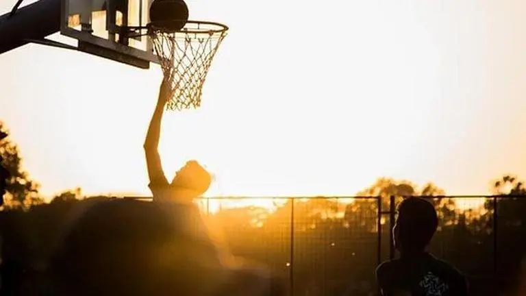 Vanderbilt guard Saben Lee declares for NBA draft