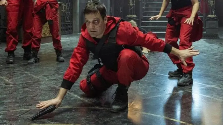 'Money Heist's Palermo aka Rodrigo de la Serna to star in Paramount+ film El Salto de Papa Money Heist