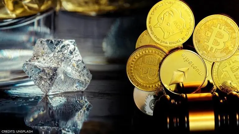 Diamond "The Key 10138" sold for $12 million in cryptocurrency by Sotheby's in Hong Kong Diamond "The Key 10138"