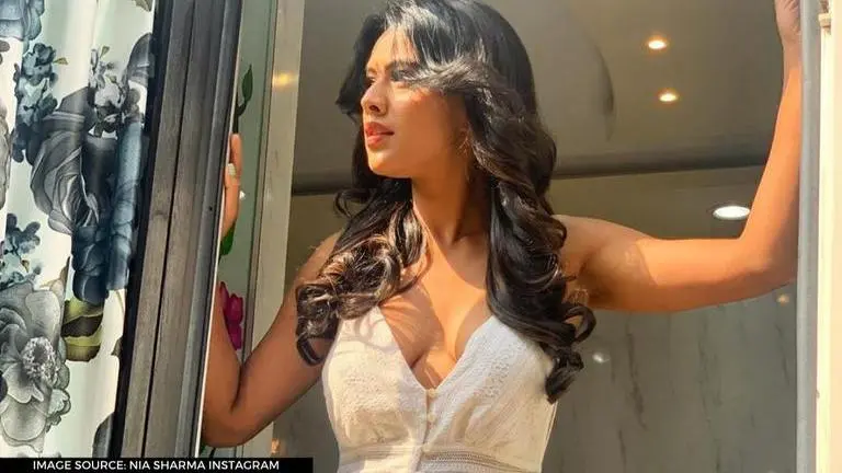 Nia Sharma sets internet on fire with these hilarious memes Nia Sharma