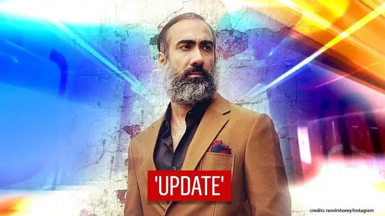 Ranvir Shorey loses sense of smell due to COVID; netizens give hilarious suggestions Ranvir Shorey loses sense of smell, taste in COVID; netizens give hilarious suggestions