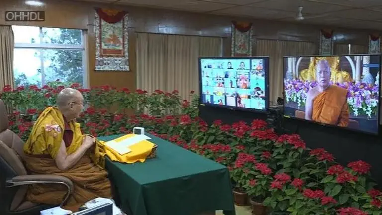 Sri Lanka Buddhist society organises Dalai Lama's teaching on 'Maha Satipatthana Sutta' Sri Lanka