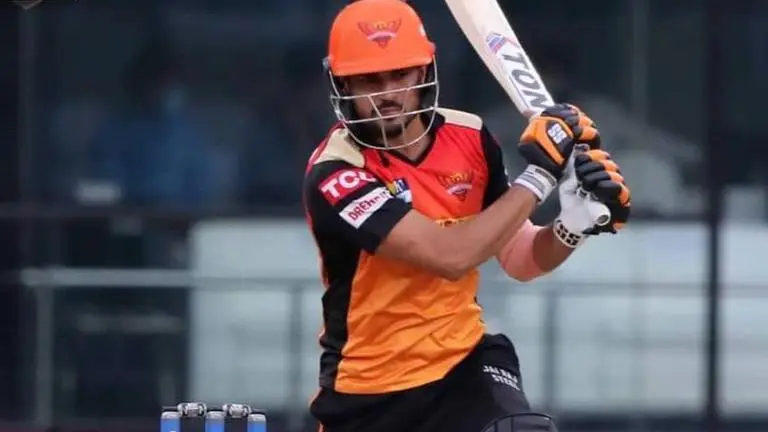 Manish Pandey to RCB in IPL 2022