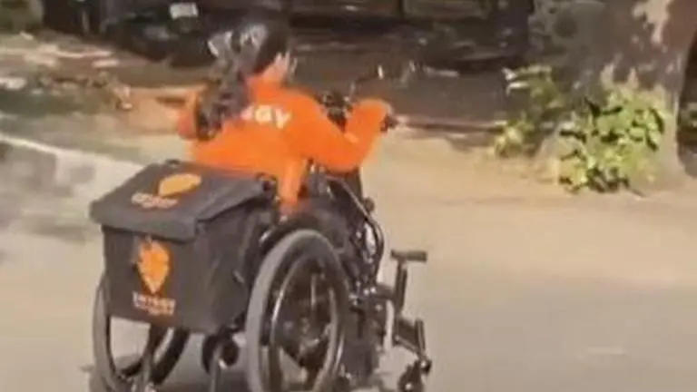 Differently-abled food delivery partner wins netizens' hearts for her 'fighter spirit' Delhi