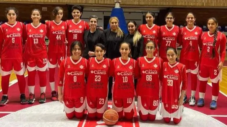 Iranian basketball team poses without hijab for photograph, garners praise for defiant act Iran