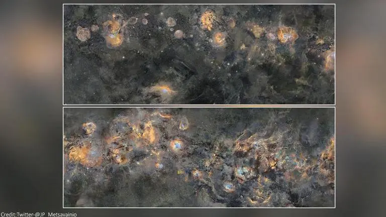 Photographer spends 12 years, over 1200 hours for a panorama of the Milky Way Milky Way