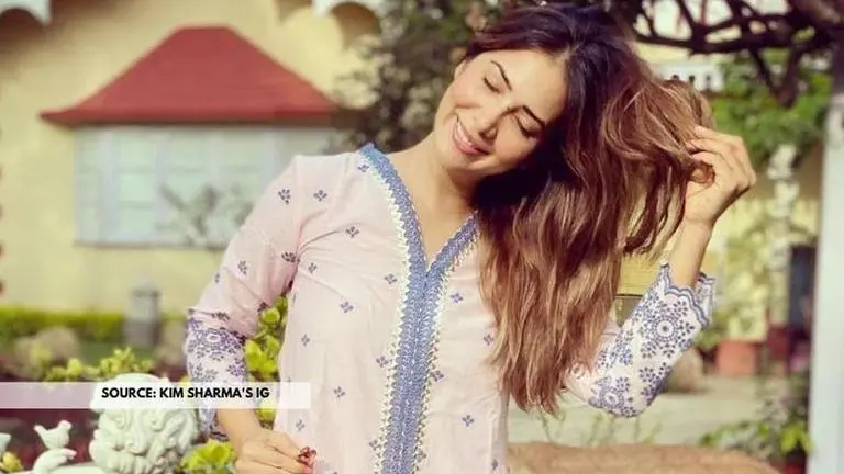 Kim Sharma flaunts her freckles as she shares 'sunkissed' selfie Kim Sharma