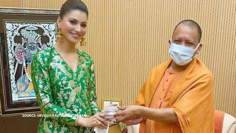 Urvashi Rautela Meets Up Cm Yogi Adityanath During The Shoot Of 