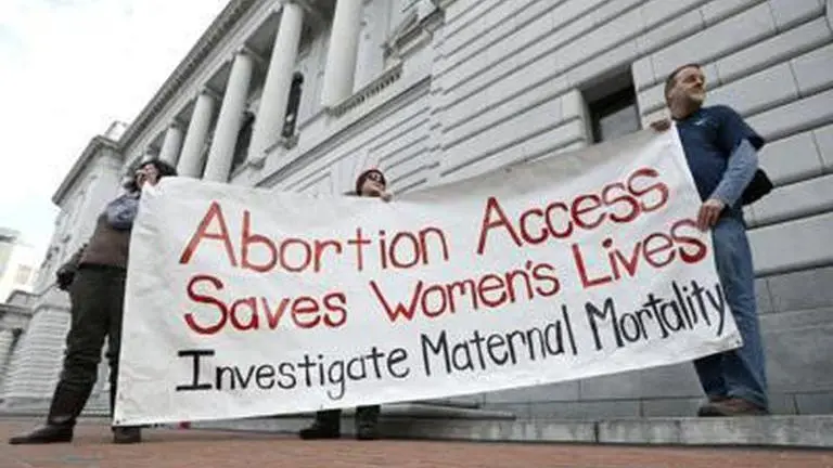 North Carolina governor to veto abortion limits, launching override showdown US