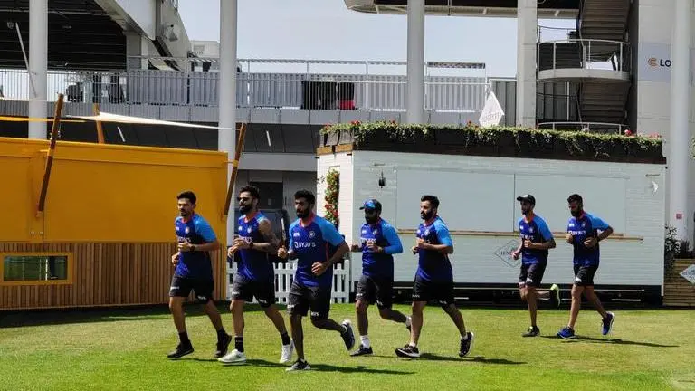 Team India players break COVID-19 Rule