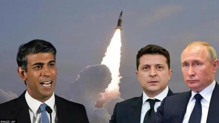 UK says Russia is possibly removing nuclear warheads from old missiles, firing at Ukraine UK