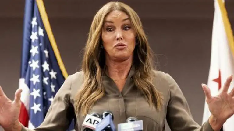 Jenner tours US border amid California recall bid California