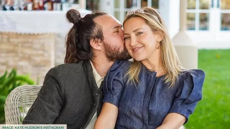 Kate Hudson turns hairstylist at home; cuts BF Danny Fujikawa's hair, says "It was time" Kate Hudson