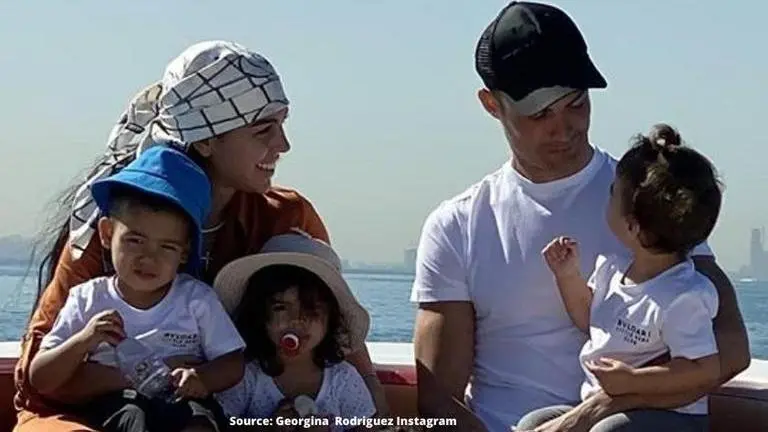 Cristiano Ronaldo shares first picture with family as he braces for return to training Cristiano Ronaldo