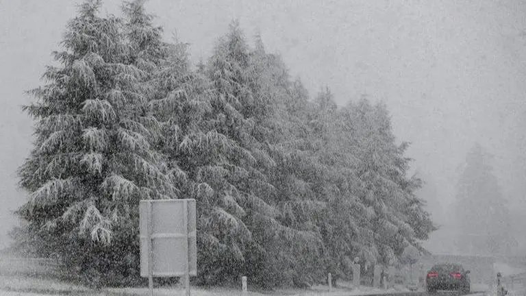 Alps surprised by early snowfall, Swiss town sees new record