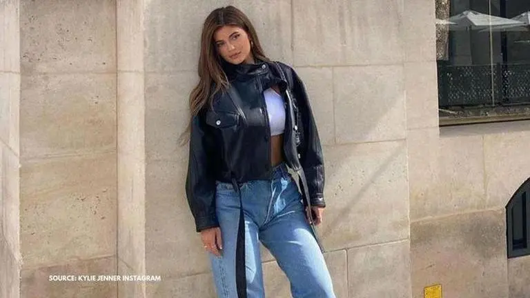 Kylie Jenner cuddles with Carter Gregory, fans wonder if he's her 'new boyfriend' Kylie Jenner