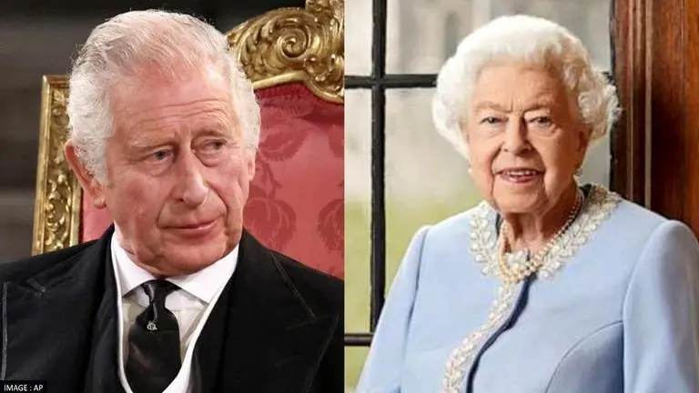 King Charles unveils 1st posthumous statue of Queen Elizabeth II at York Minster | See pic King Charles