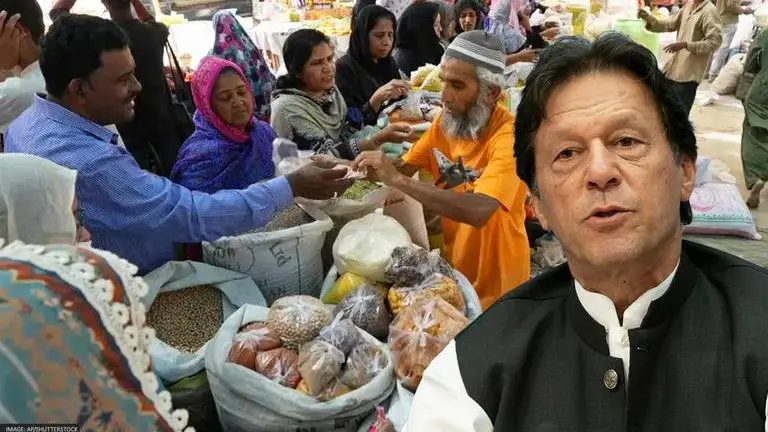 Imran Khan lashes out at PM Shehbaz govt, says Pakistan facing ‘economic meltdown' Imran Khan