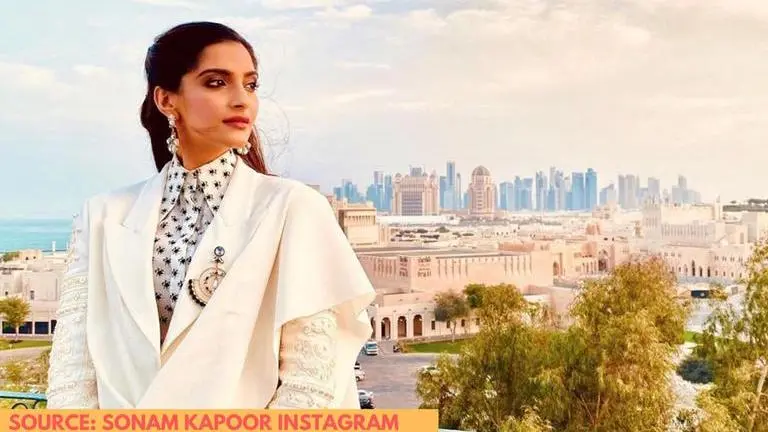 Sonam Kapoor in evergreen love songs: 'Dheere Dheere Se Meri Zindagi', 'Kaash' and more sonam kapoor
