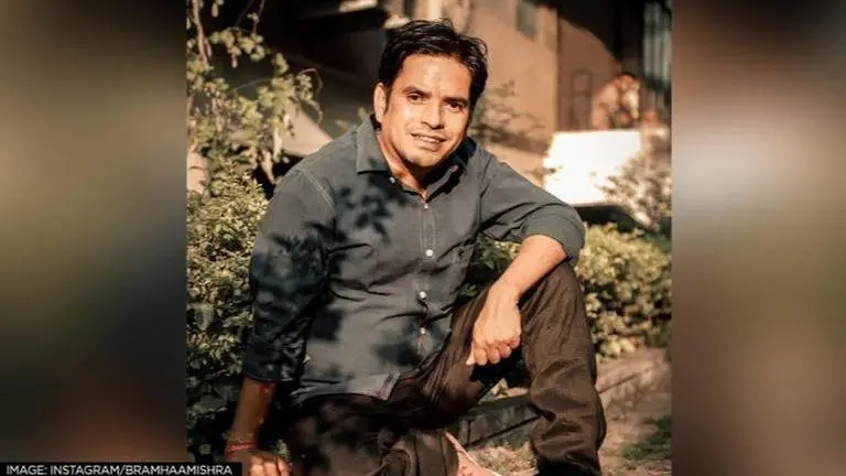 Here's revisiting Brahma Mishra's most-liked on-screen characters from Guddu to Bhura Brahma Mishra