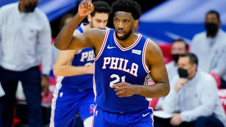 Korkmaz, Milton come off bench, spark 76ers rout of Indiana