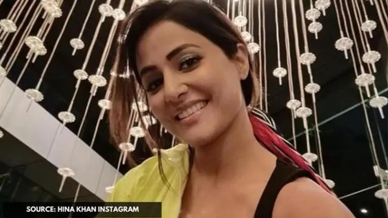 Hina Khan is upset with "Daddy Cool" after he refuses to give her Eidi hina khan
