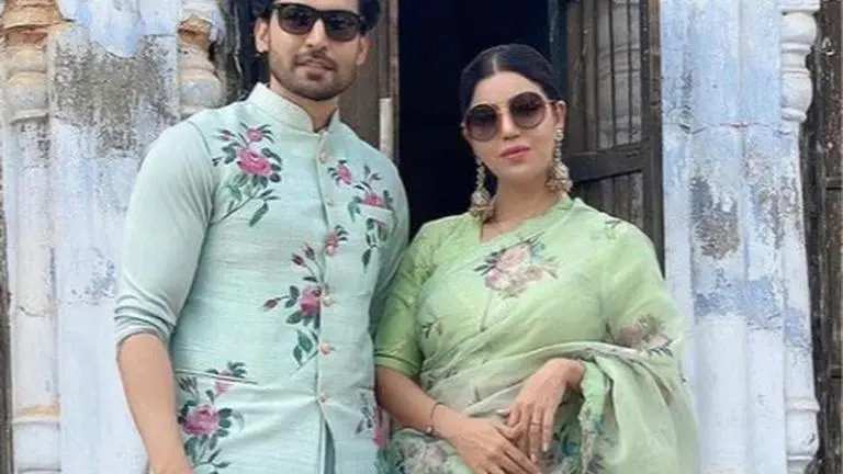 Gurmeet Choudhary shares cute pics with Debina, writes 'one lucky husband in this world' Gurmeet Choudhary