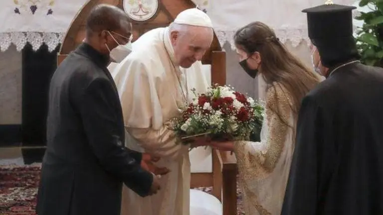 Pope Francis arrives in Iraq, urges Muslims to embrace 'Christian neighbours' Pope Francis arrives in Iraq, urges Muslims to embrace 'Christian neighbours'