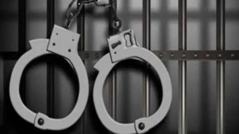 Delhi woman cheated of Rs 5 lakh by fraudsters offering to bail her out of 'terror', 'drug peddling' cases A 60-year-old woman from southwest Delhi was allegedly duped of around Rs 5 lakh by a group of cyber fraudsters (Representative Image)