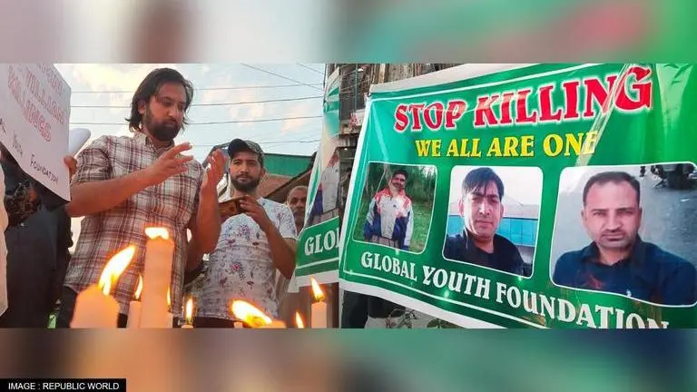 Rahul Bhat murder: Muslims join protest march in J&K's Baramulla; demand stern action Kashmiri Pandits
