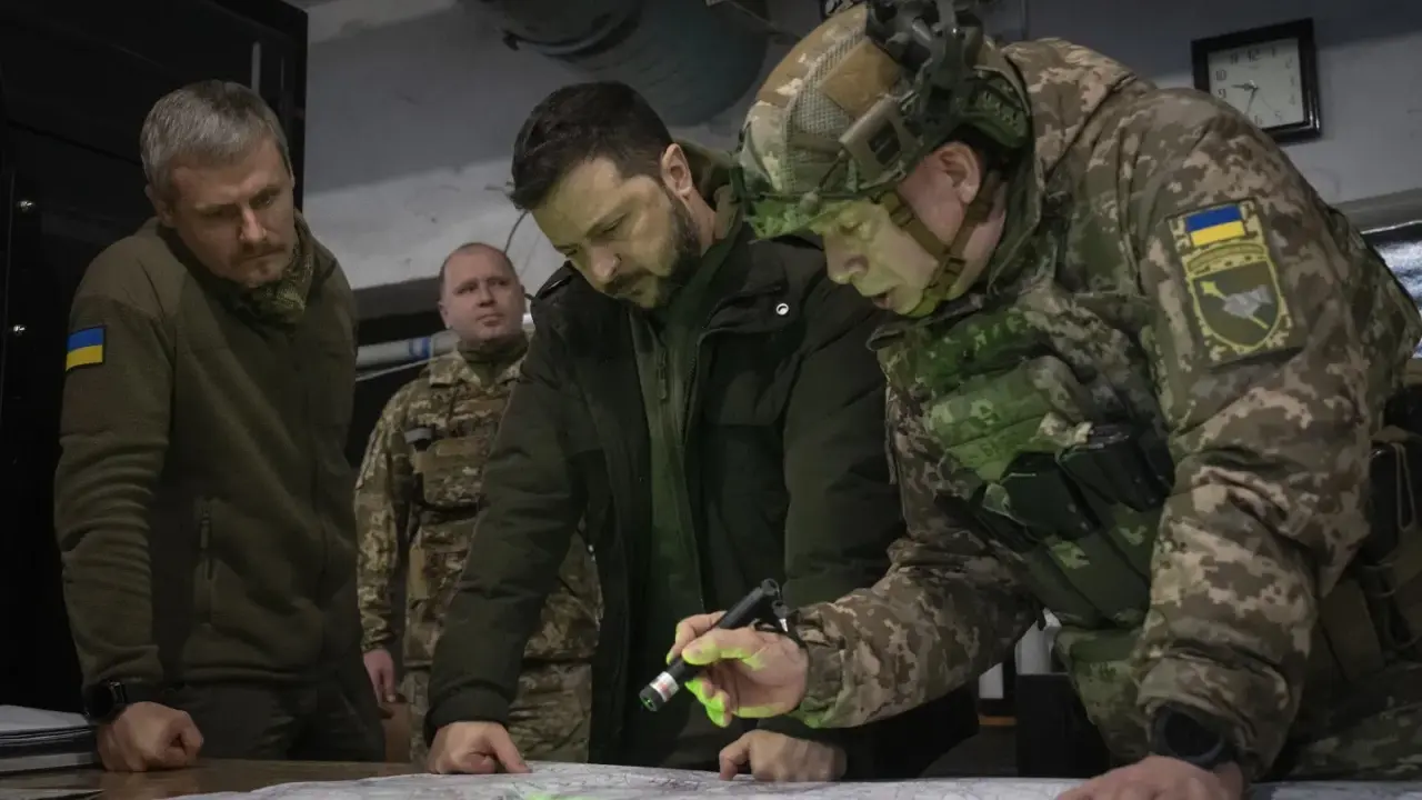 Russia-Ukraine War: किम के लड़ाके यूक्रेन में मचाएंगे तबाही! उत्तर कोरिया रूस में 10 हजार सैनिक उतारने की कर रहा तैयारी, जेलेंस्की का दावा Russia-Ukraine war