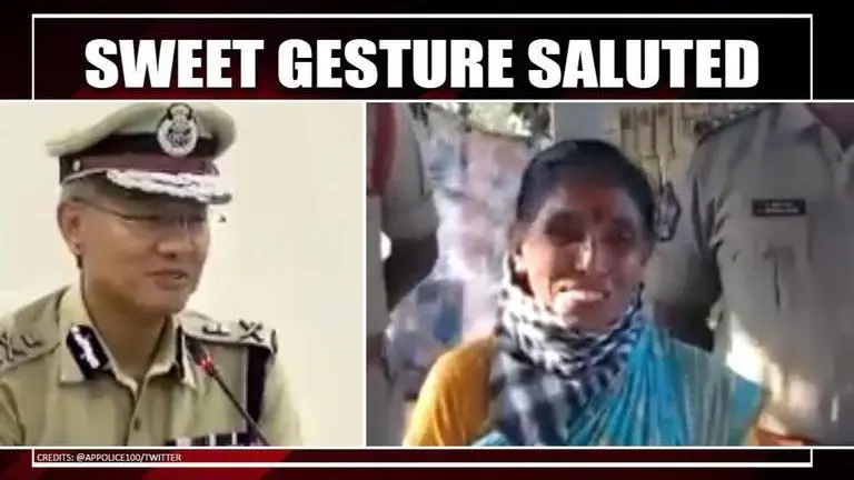 Andhra woman buys cold drinks for cops working in extreme heat, earns DGP Sawang's salute Andhra Pradesh