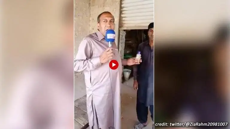 Pakistan reporter hands out 'anti-bacterial handwash' to fight Coronavirus; expects thanks Pakistan