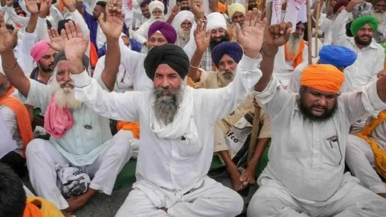 Farm laws: Punjab BJP sets up 8-member panel to talk to farmers