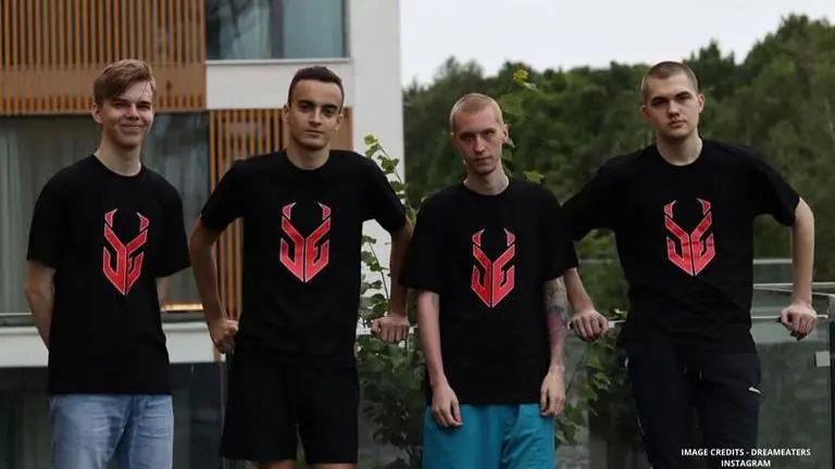 PMWL Super Weekend standings: East and West results from Week 1 Day 3 PMWL Super Weekend Standings