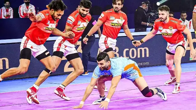 Gujarat Giants during PKL 8