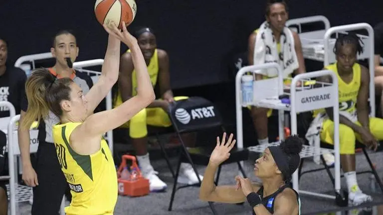 Stewart, Bird return; Storm beat Liberty in Ionescu's debut