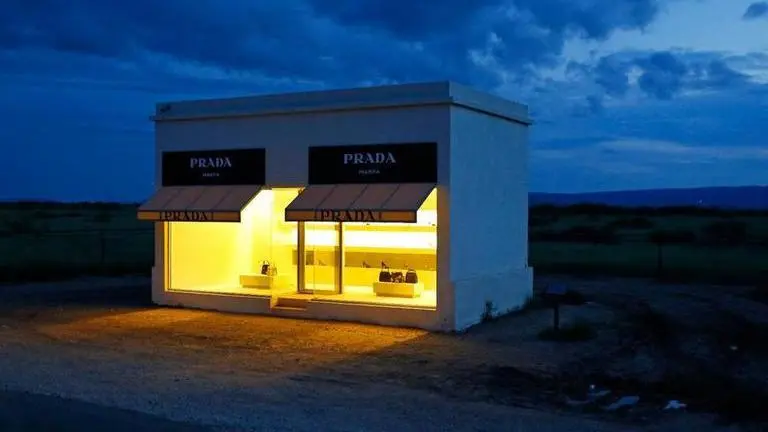 Texas virus spread even puts desert artist hub Marfa on edge