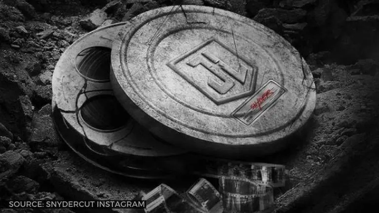 Zack Snyder confirms his 'Justice League' cut is finally complete Zack Snyder