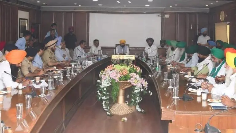 Punjab farmers call off protest as CM Bhagwant Mann agrees on their demands Punjab