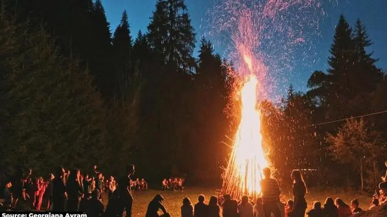 Holika Dahan in Ahmedabad - Timings, significance, and everything you need to know Holika Dahan in Ahmedabad