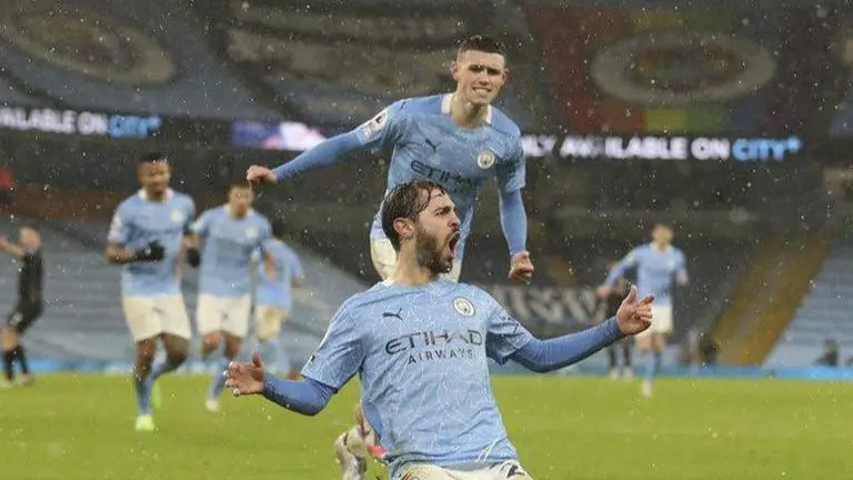 City breaks down Villa's resistance to win 2-0 in EPL