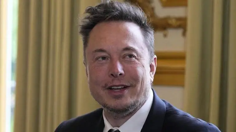 Musk's 'historic' Twitter event with DeSantis plagued with glitches, delays Musk