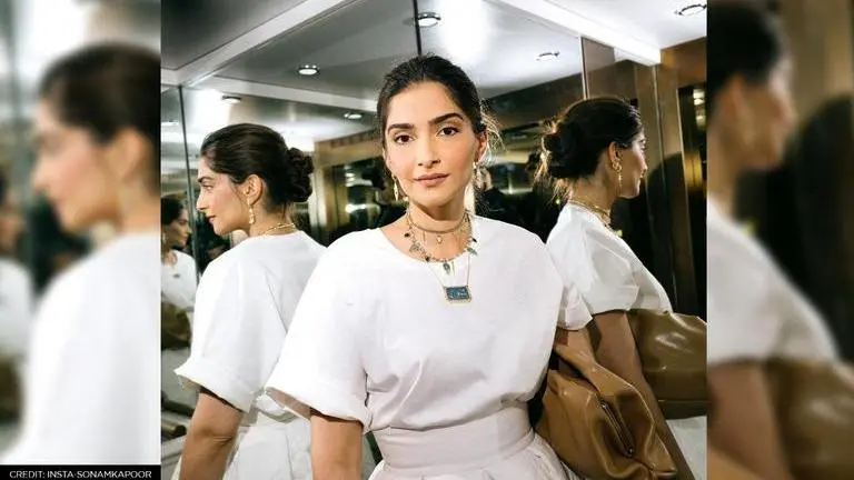 Sonam Kapoor gives sneak peek of her London apartment with jewel-tone decor; see pictures Sonam Kapoor